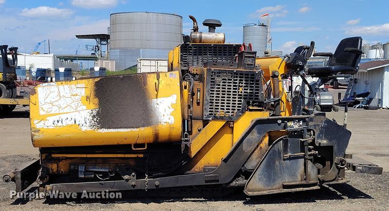 image for item IP9660 Lee-Boy 8515 paver