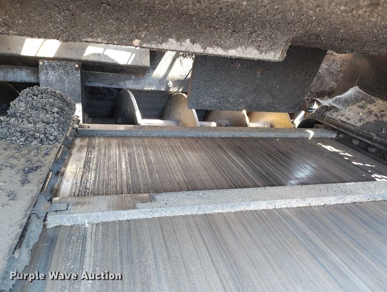 image for item IP9660 Lee-Boy 8515 paver