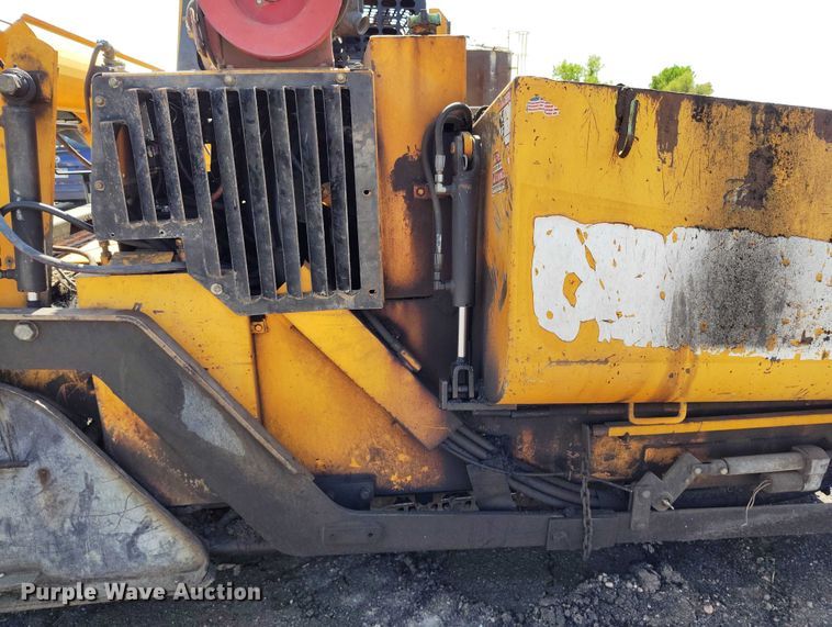 image for item IP9660 Lee-Boy 8515 paver