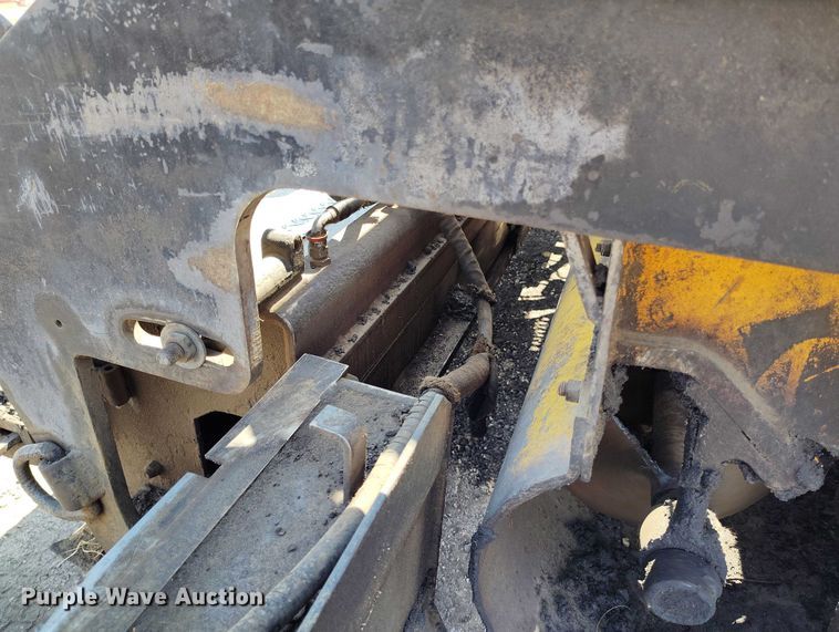 image for item IP9660 Lee-Boy 8515 paver