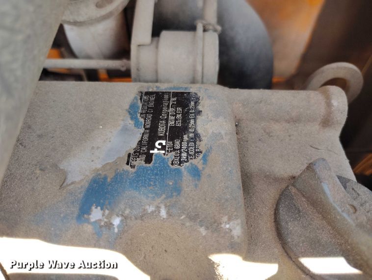 image for item IP9660 Lee-Boy 8515 paver