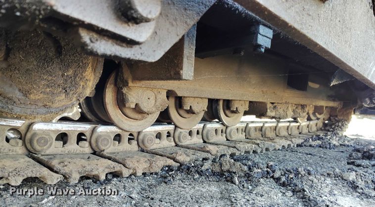 image for item IP9660 Lee-Boy 8515 paver