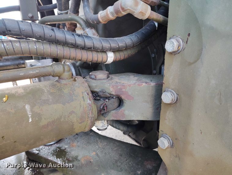 image for item IP9679 Clark 290M scraper