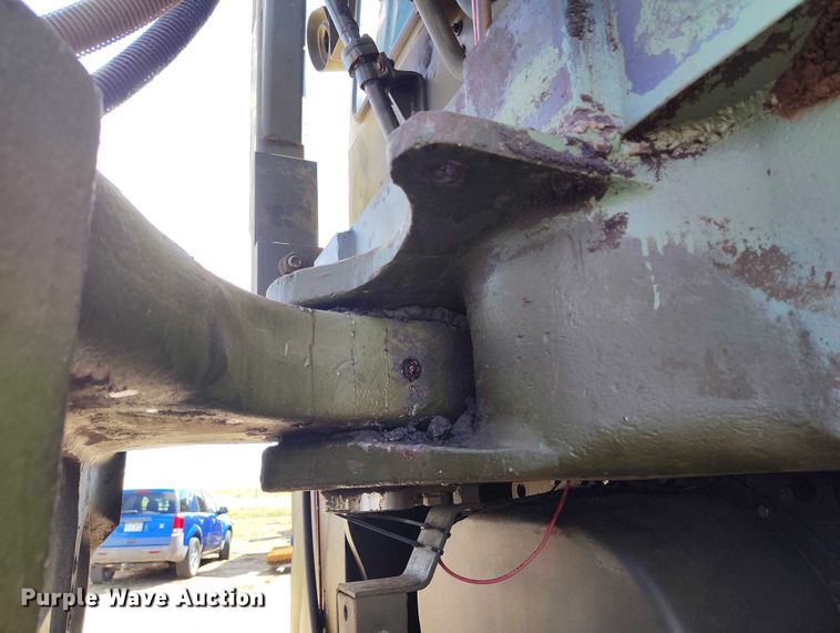 image for item IP9679 Clark 290M scraper