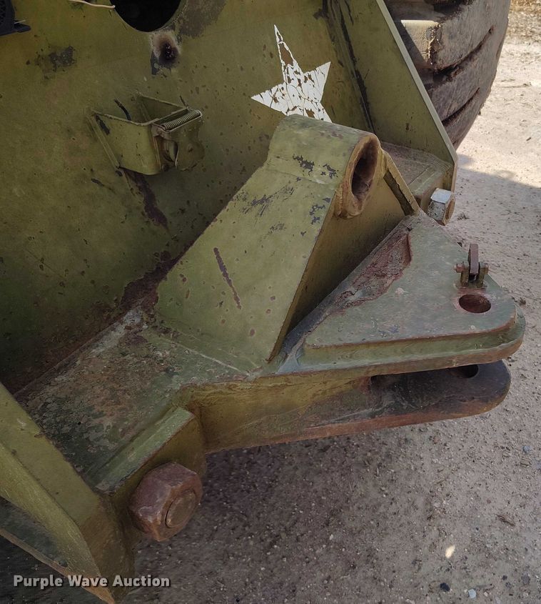 image for item IP9679 Clark 290M scraper