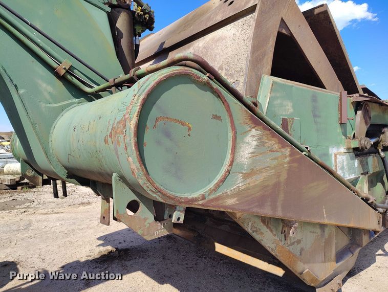 image for item IP9679 Clark 290M scraper