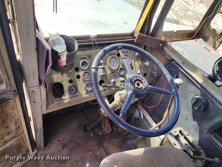 image for item IP9679 Clark 290M scraper