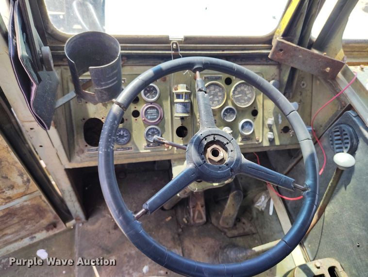 image for item IP9679 Clark 290M scraper