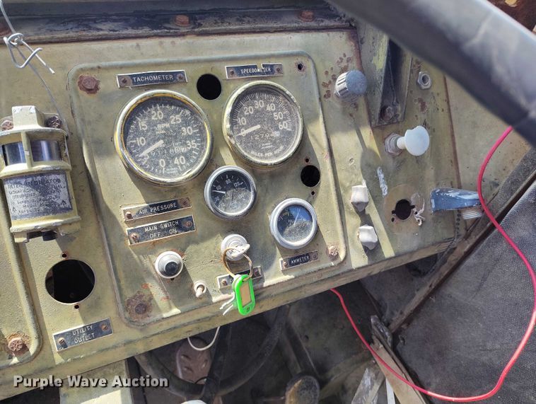 image for item IP9679 Clark 290M scraper