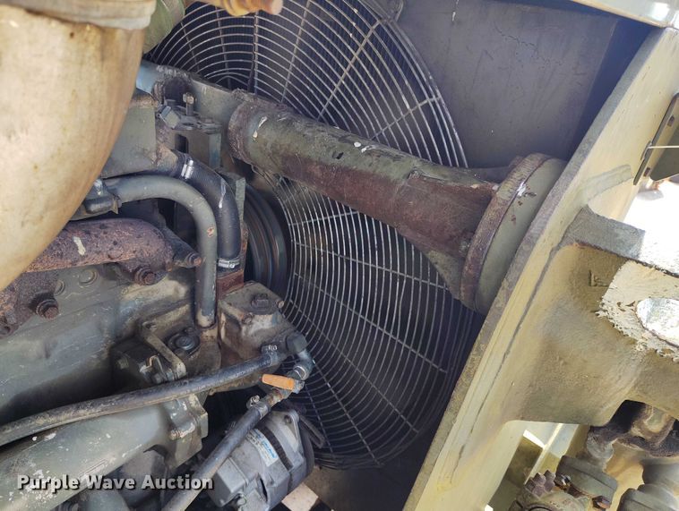 image for item IP9679 Clark 290M scraper