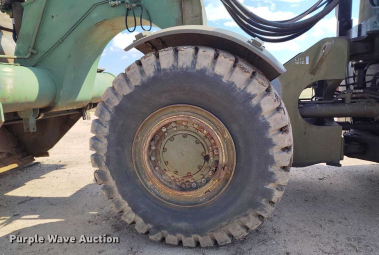 image for item IP9679 Clark 290M scraper