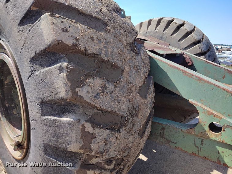 image for item IP9679 Clark 290M scraper