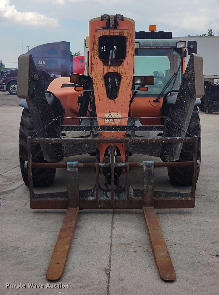 image for item IP9691 2012 JLG G10-55A  telehandler