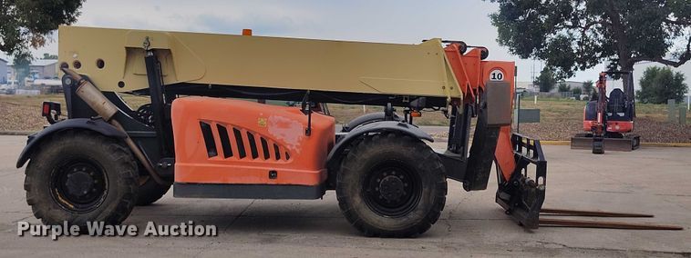 image for item IP9691 2012 JLG G10-55A  telehandler