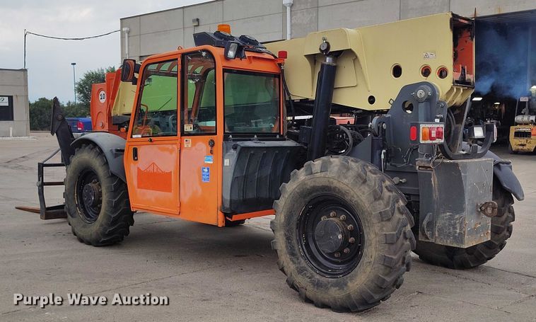 image for item IP9691 2012 JLG G10-55A  telehandler