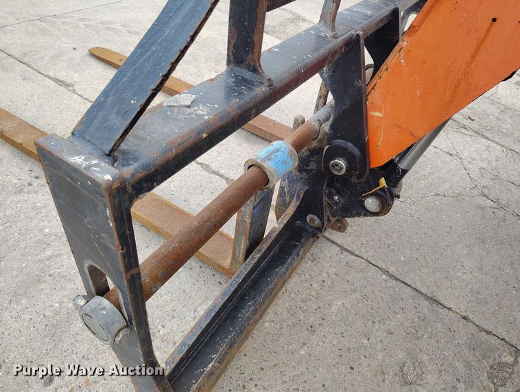 image for item IP9691 2012 JLG G10-55A  telehandler