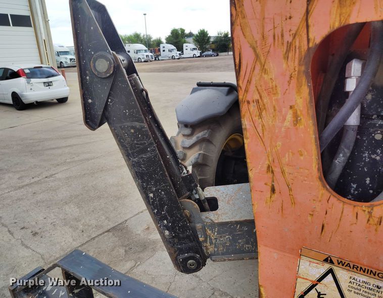 image for item IP9691 2012 JLG G10-55A  telehandler