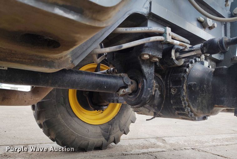 image for item IP9691 2012 JLG G10-55A  telehandler