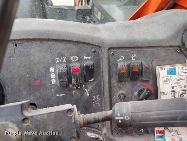 image for item IP9691 2012 JLG G10-55A  telehandler