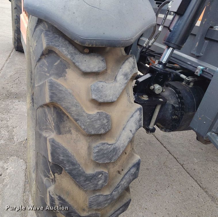 image for item IP9691 2012 JLG G10-55A  telehandler