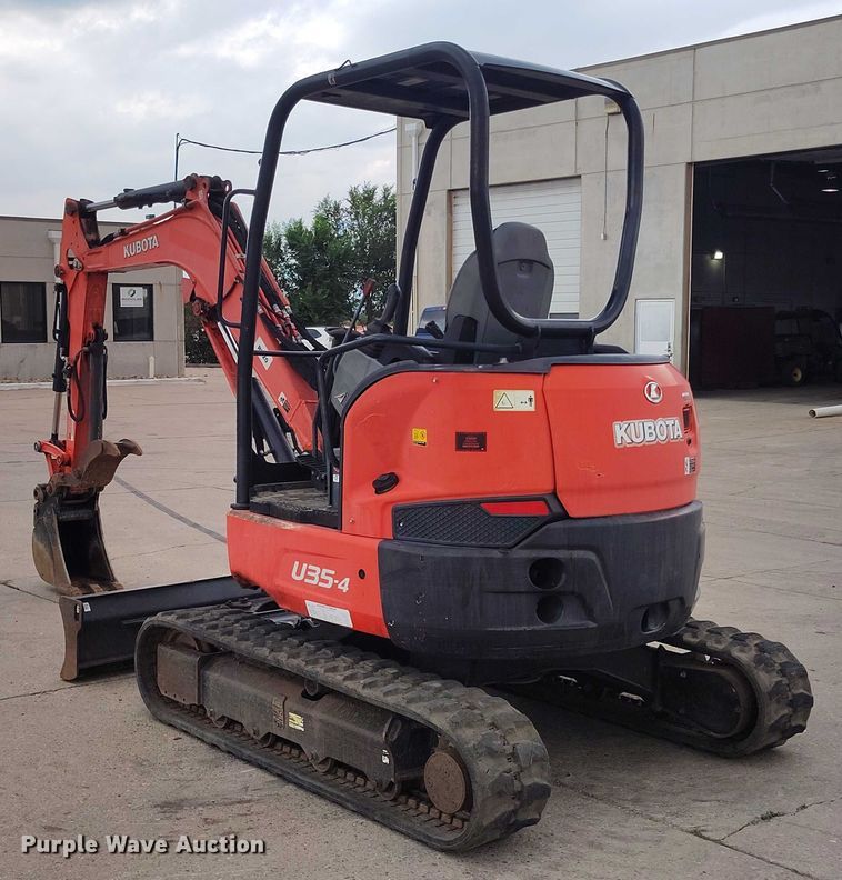 image for item IP9692 2014 Kubota U35-4 mini excavator