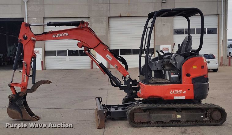 image for item IP9692 2014 Kubota U35-4 mini excavator