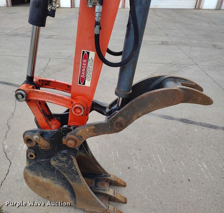 image for item IP9692 2014 Kubota U35-4 mini excavator