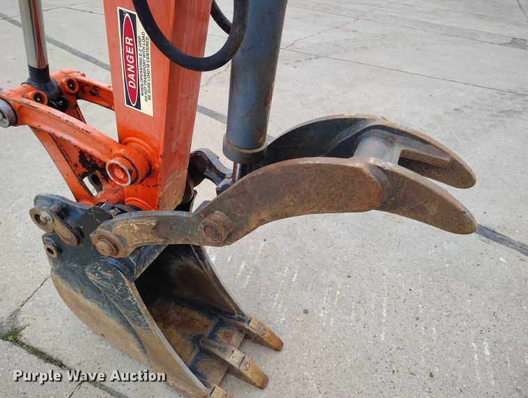 image for item IP9692 2014 Kubota U35-4 mini excavator