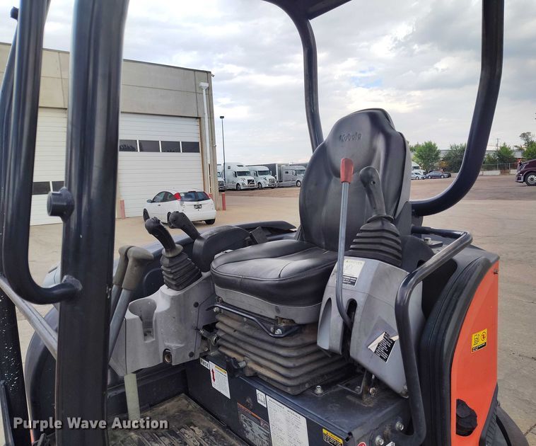 image for item IP9692 2014 Kubota U35-4 mini excavator