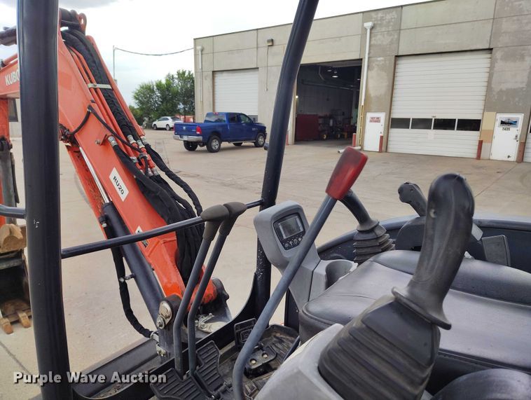 image for item IP9692 2014 Kubota U35-4 mini excavator