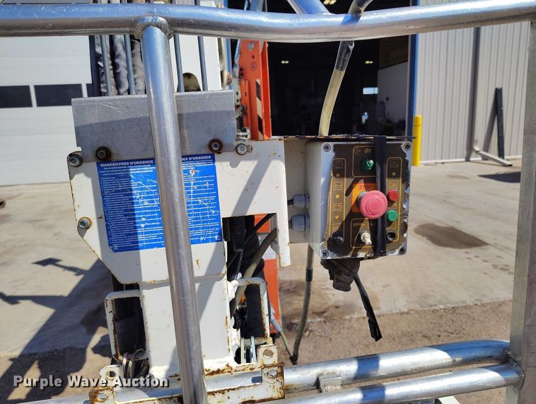 image for item IP9695 2013 Easy Lift R180 boom lift