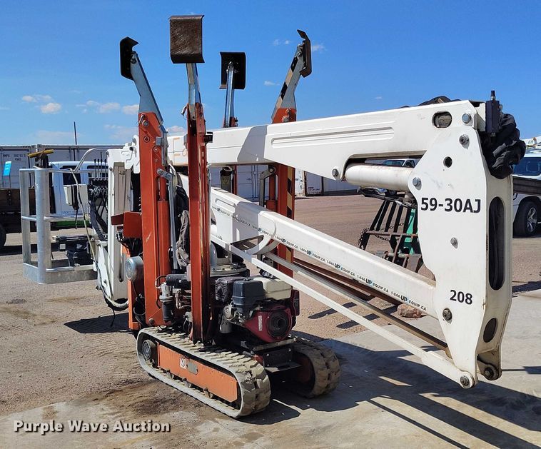 image for item IP9695 2013 Easy Lift R180 boom lift