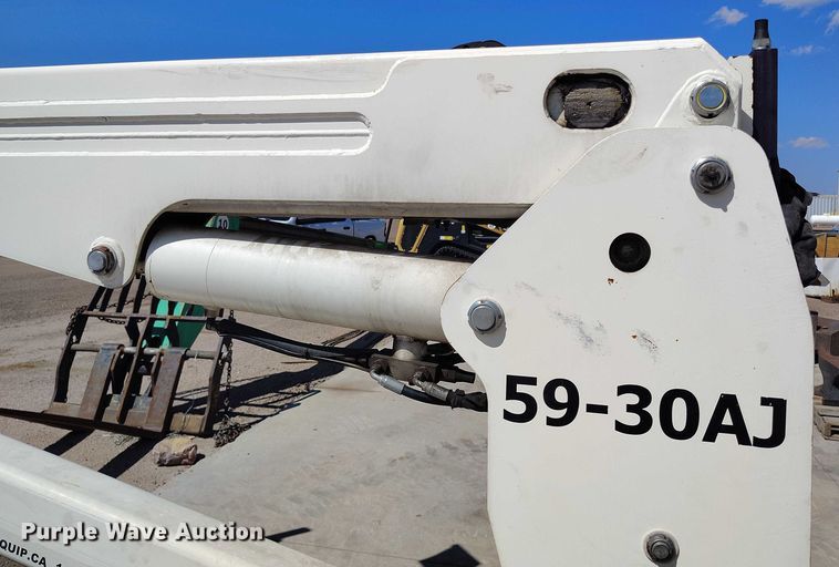 image for item IP9695 2013 Easy Lift R180 boom lift