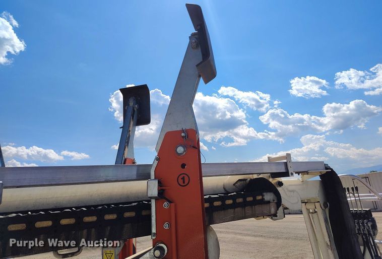 image for item IP9695 2013 Easy Lift R180 boom lift