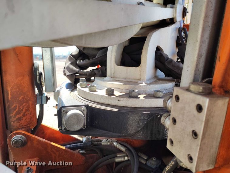 image for item IP9695 2013 Easy Lift R180 boom lift