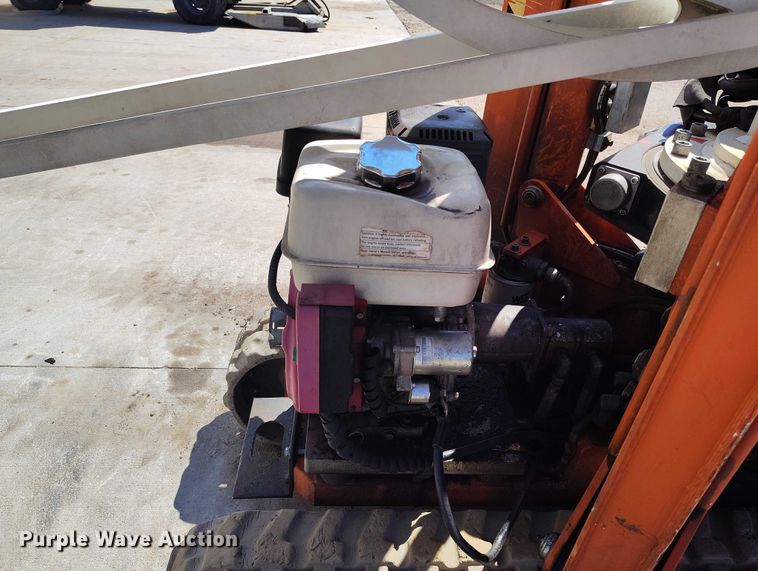 image for item IP9695 2013 Easy Lift R180 boom lift