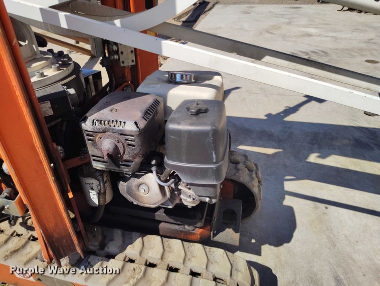 image for item IP9695 2013 Easy Lift R180 boom lift