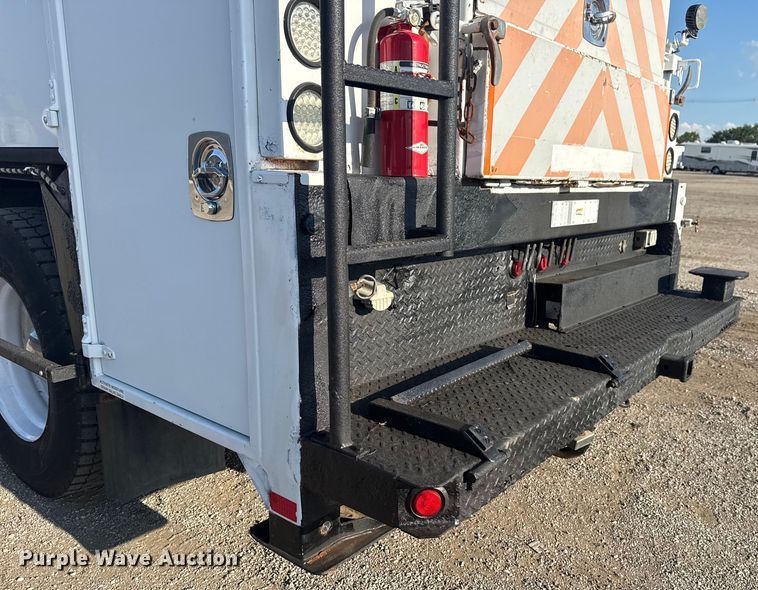 image for item NU9554 2007 Sterling Acterra utility / service truck