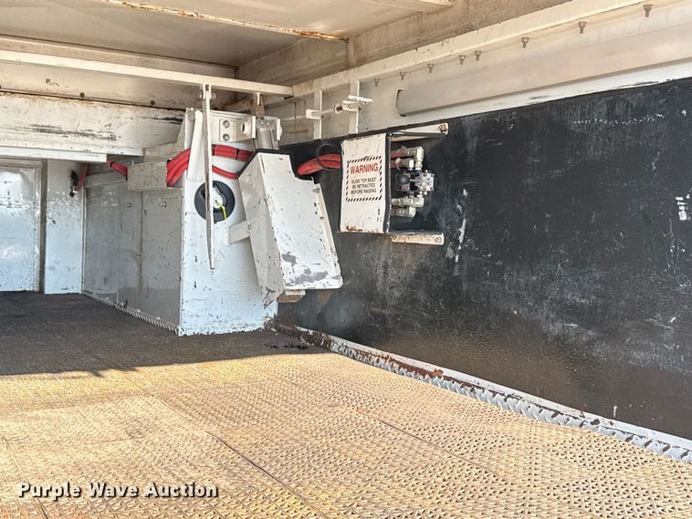 image for item NU9554 2007 Sterling Acterra utility / service truck