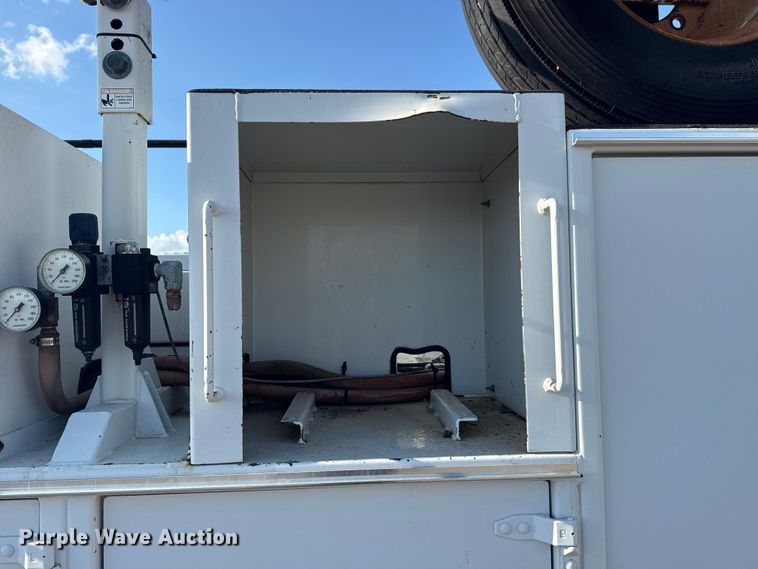 image for item NU9554 2007 Sterling Acterra utility / service truck