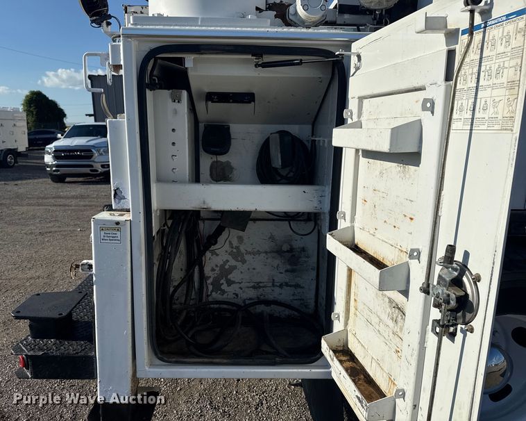 image for item NU9554 2007 Sterling Acterra utility / service truck