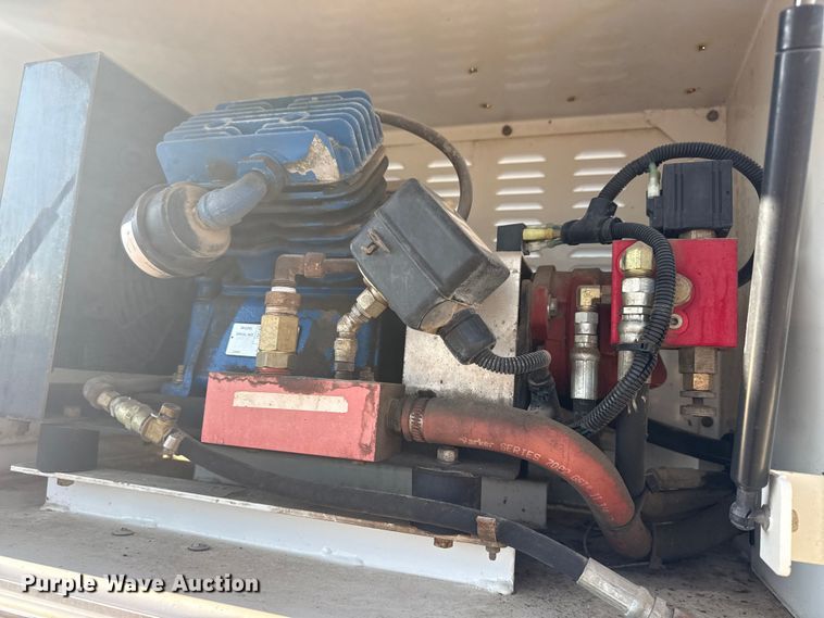 image for item NU9554 2007 Sterling Acterra utility / service truck