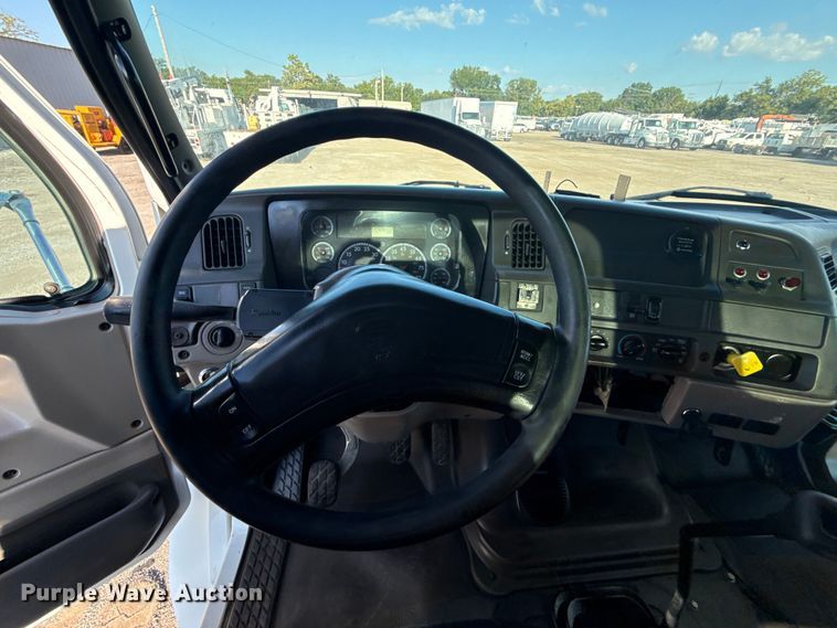 image for item NU9554 2007 Sterling Acterra utility / service truck