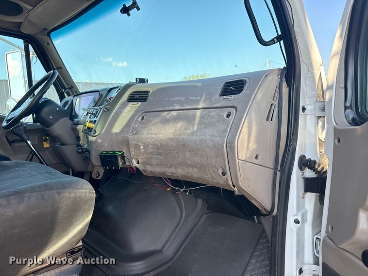 image for item NU9554 2007 Sterling Acterra utility / service truck