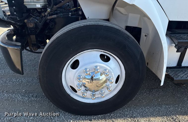 image for item NU9554 2007 Sterling Acterra utility / service truck