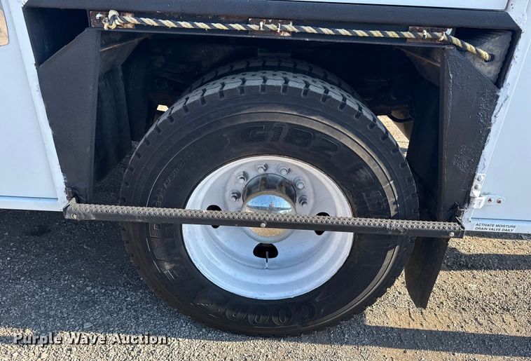 image for item NU9554 2007 Sterling Acterra utility / service truck