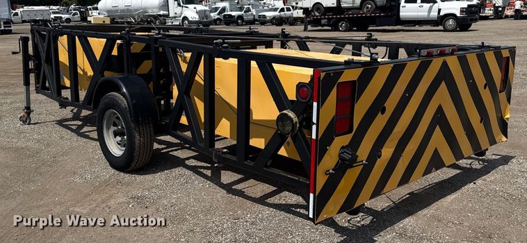 image for item NU9561 2011 Energy Absorption crash attenuator 