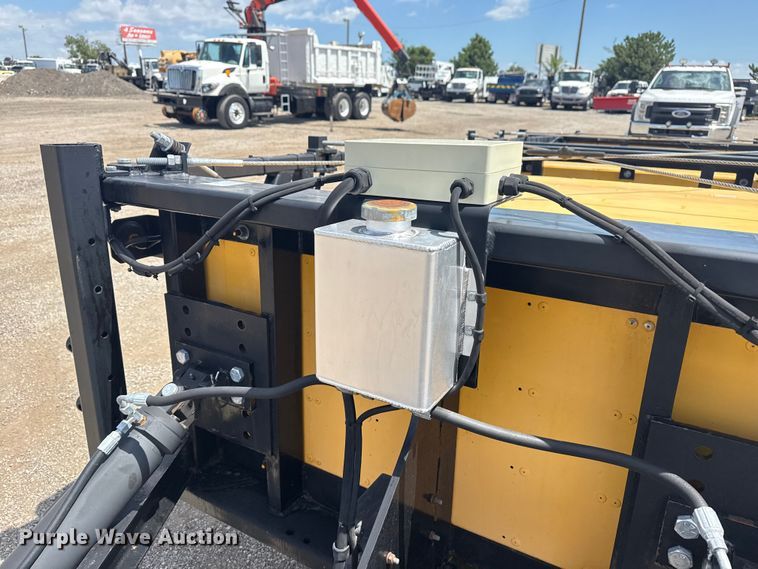 image for item NU9561 2011 Energy Absorption crash attenuator 