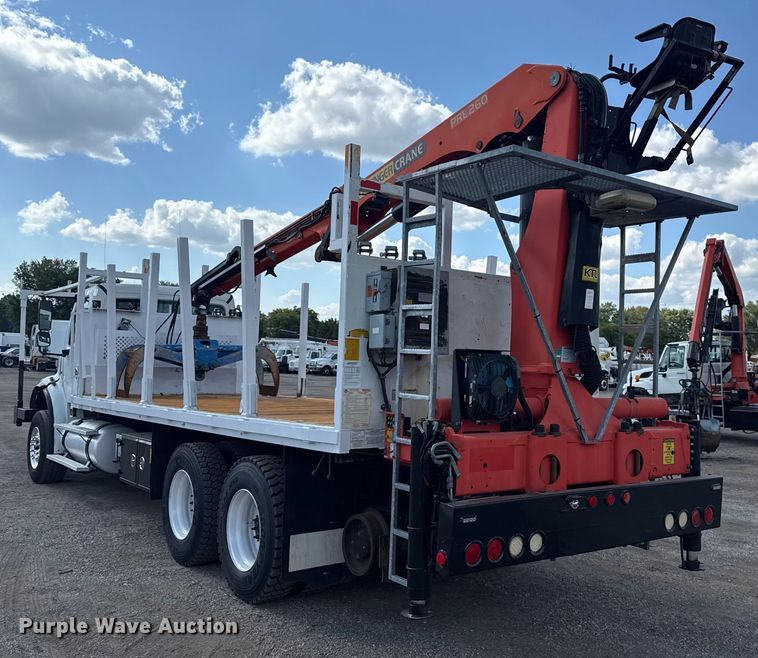 image for item NU9568 2010 Freightliner Business Class M2 grapple crane truck 