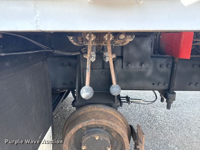 image for item NU9568 2010 Freightliner Business Class M2 grapple crane truck 